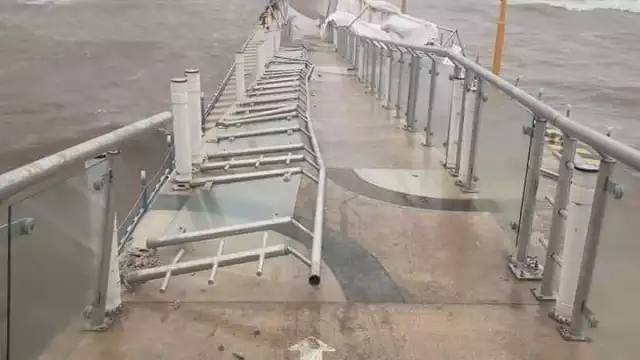 Grace toco tierra en punto de las 5:20 am en el Municipio de Tulum, lo que trajo consigo lluvias muy fuertes y vientos de 120 a 150 km/h, con oleaje de 3 a 5 metros de altura