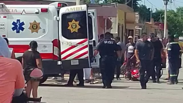 Hombre sufre fuerte accidente en su moto en Chocholá