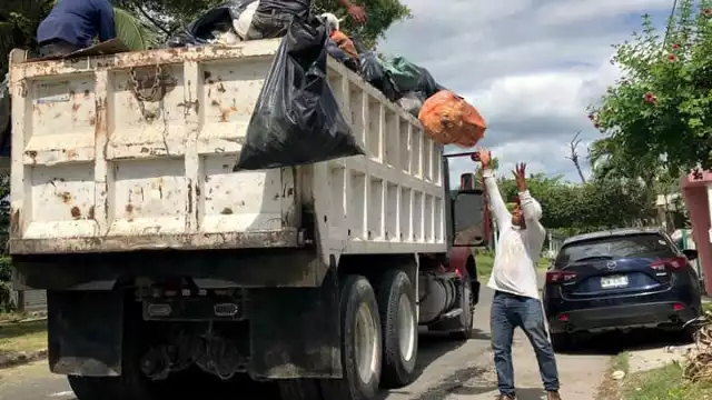 Los volqueteros acordaron continuar con el servicio de recoja de basura en Chetumal