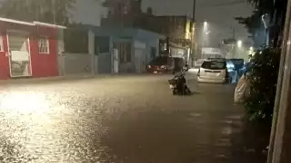 Aguaceros y tormentas eléctricas paralizaron actividades en Cozumel