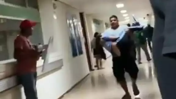 Alumnos de secundaria se intoxicaron con cocaína y fueron hospitalizados Alumnos de secundaria se intoxicaron con cocaína y fueron hospitalizados