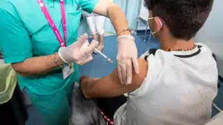 Los menores deben llegar acompañados de sus padres o tutores a los módulos de aplicación de la tercera dosis anticovid de Yucatán