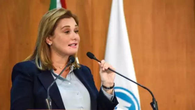 La gobernadora electa, Maru Campos ingresó al hospital, esto tras dar positivo a COVID-19