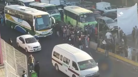 Transportistas de la Ciudad de México exigen un aumento a la tarifa de transporte público
