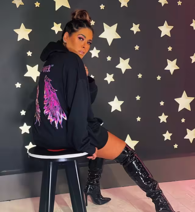 La conductora Galilea Montijo habría negociado con altos mandos de Televisa