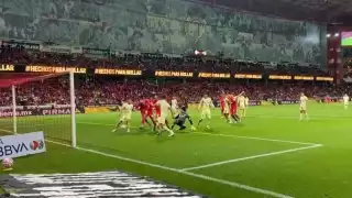 Ochoa se equivoca en el Toluca vs América