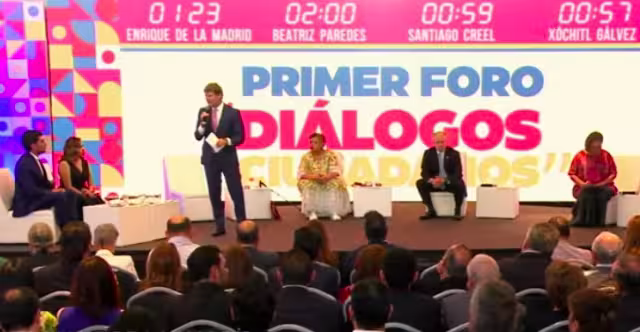 El Frente Amplio por Méxito tuvo su primer debate este jueves 10 de agosto