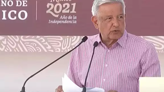 AMLO durante su conferencia de prensa AMLO durante su conferencia de prensa