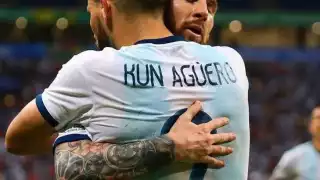 El delantero del Barcelona anunció este miércoles que deja de "jugar al fútbol profesional" por sus problemas cardíacos