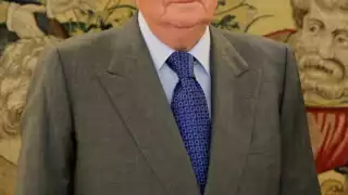 Se descartó que estas tarjetas beneficien a los actuales reyes de España. Foto: Internet