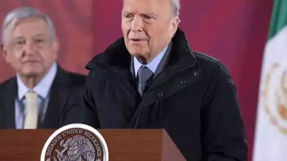 El fiscal Alejandro Gertz Manero reaparece tras especulaciones sobre su estado de salud El fiscal Alejandro Gertz Manero reaparece tras especulaciones sobre su estado de salud