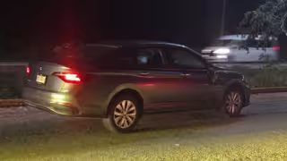 Auto arrolla a peatón sobre la carretera Puerto Morelos-Cancún; reportan su estado de salud muy grave