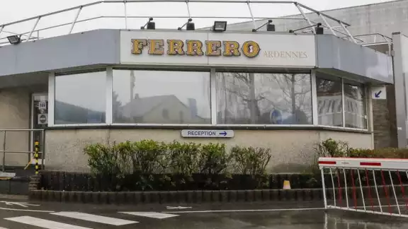 Ferrero cerró su planta en Bélgica debido a la investigación sobre la salmonella. Foto: Twitter Ferrero cerró su planta en Bélgica debido a la investigación sobre la salmonella. Foto: Twitter