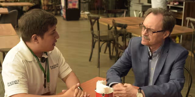 El estudioso de las letras destacó el trabajo de la traducción,  pero pidió leer en el idioma original si es posible