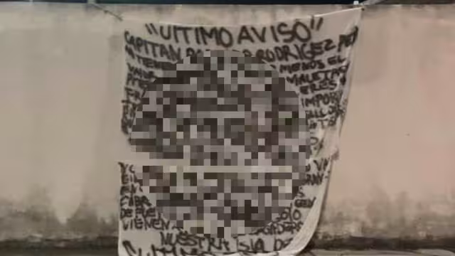 Apenas ayer se dio a conocer que el mismo director  liberó a elementos de la Marina, luego de ser detenidos por detonar su arma frente a un bar