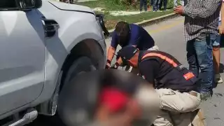 Cerca de la tragedia se encuentra el puente peatonal