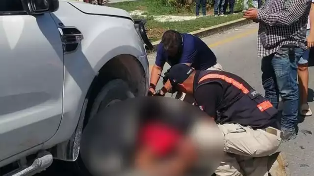 Cerca de la tragedia se encuentra el puente peatonal
