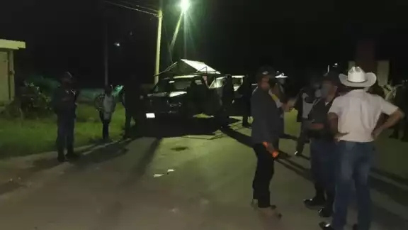 El repartidor salió ileso, mientras que su vehículo resultó con daños materiales El repartidor salió ileso, mientras que su vehículo resultó con daños materiales