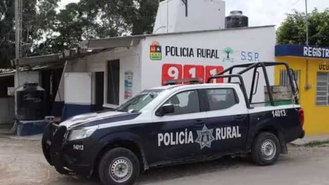 El occiso fue identificado por los vecinos como Manuel H, de 20 años de edad