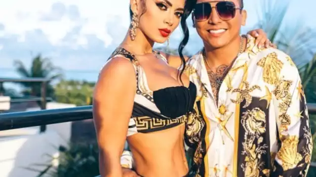 La madre de la modelo despotricó contra su yerno y lo señaló de manipulador, incluso comparó a su hija con Alma Cero, exesposa del cantante