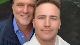 El hijo de René Strickler, se comprometió con su novio tras cuatro años de relación; sin embargo, el gran ausente de la noche fue el actor argentino