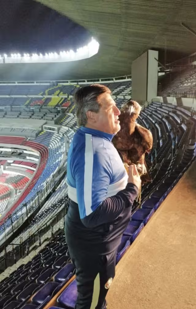 Foto: Twitter Miguel Herrrera