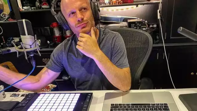 El conductor regresó a Televisa.  Foto: Instagram @facufacundo