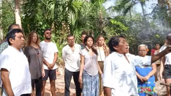 El yucateco se reunió con médicos provenientes de Rusia, Argentina, Chile y Brasil