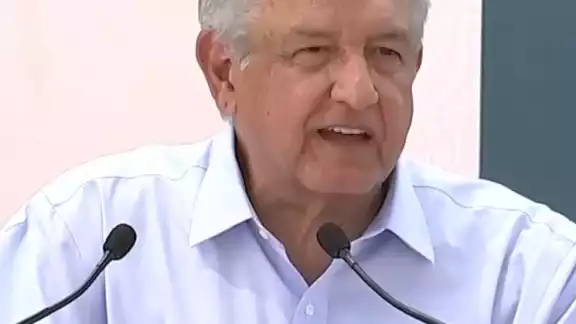 AMLO durante su discurso de la Expropiación Petrolera AMLO durante su discurso de la Expropiación Petrolera
