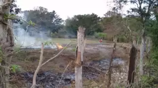 Los vientos fuertes pueden causar que el fuego se propague de forma más rápida