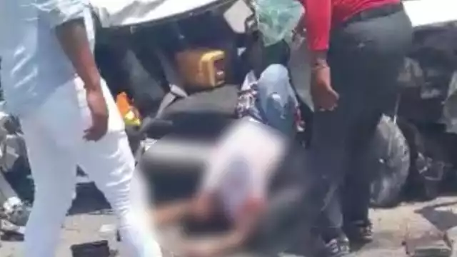 Un muerto y dos heridos, fue el saldo de un accidente automovilístico en la carretera Playa del Carmen-Tulum