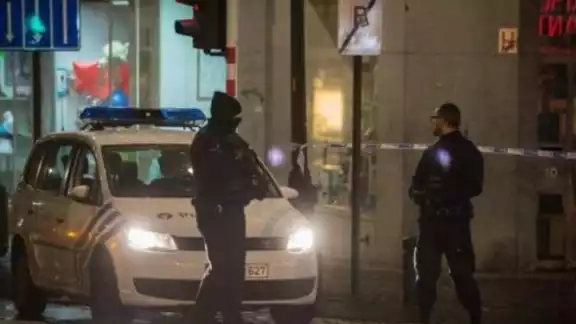 Dos muertos y dos heridos en tres ataques con arma blanca en Bruselas Dos muertos y dos heridos en tres ataques con arma blanca en Bruselas