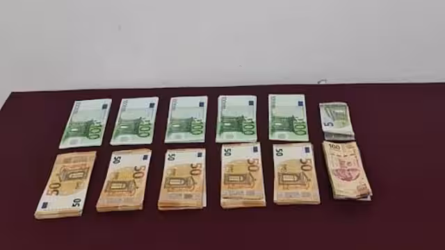 La mujer portaba en efectivo 9 mil 210 euros (equivalente a más de 216 mil pesos)