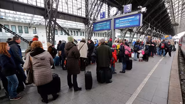 Los individuos, de 24 y 25 años, fueron sometidos en primera instancia a un control de identidad durante la madrugada del sábado
