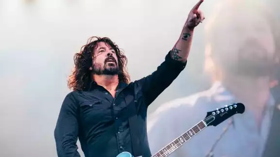 Dave está nominado al pasea de la fama del Rock and Roll Dave está nominado al pasea de la fama del Rock and Roll