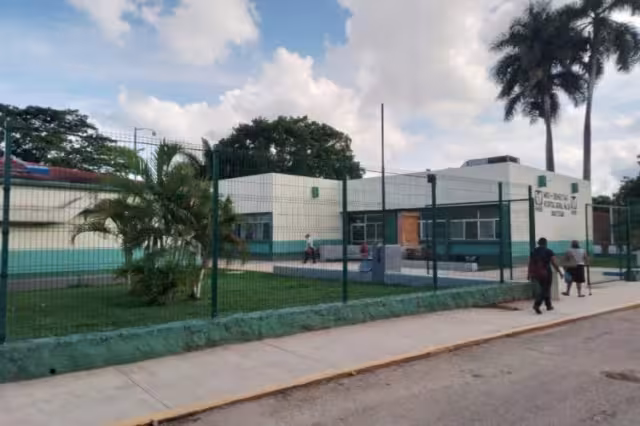 Los padres del infante de seis meses lo trasladaron al Seguro Social, donde confirmaron su fallecimiento