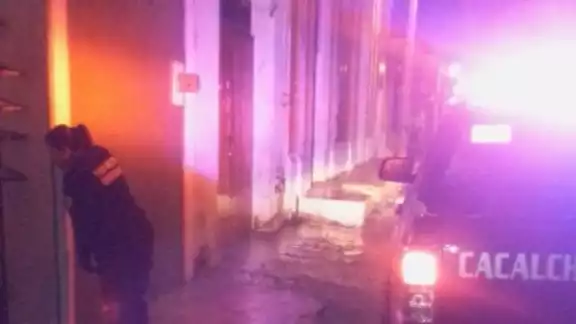 Al lugar arribaron elementos de la policía municipal para atender la emergencia Al lugar arribaron elementos de la policía municipal para atender la emergencia