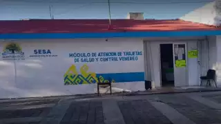 El mensaje con amenazas fue hallado en la puerta de acceso de la Jurisdicción Sanitaria en Playa del Carmen