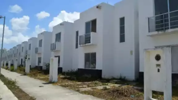 48 por ciento de las casas de Quintana Roo son rentadas; en el caso de Campeche es el 51 % y 36 por ciento en Yucatán