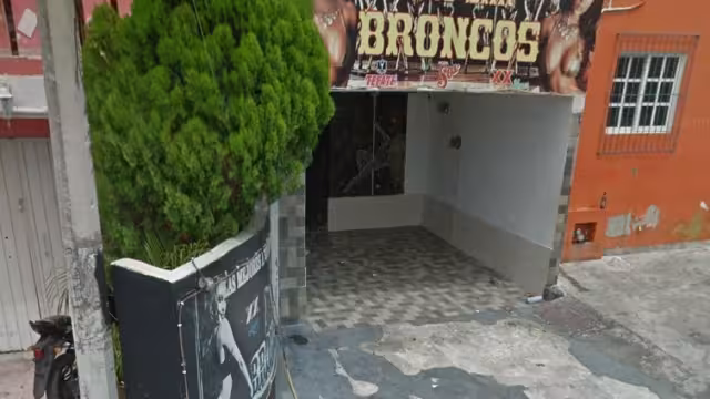 Clausuran el bar Broncos