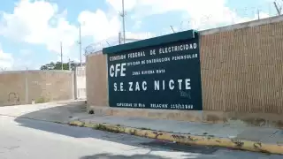 Colegio de Arquitectos acusa a inmobiliaria por apagones en Playa del Carmen