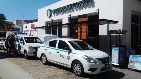 Incluye la adaptación de tres modalidades en la prestación de servicios Incluye la adaptación de tres modalidades en la prestación de servicios