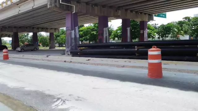 Ante los retrasos y el mal estado de la zona por donde se introduce el gasoducto, el gobierno de Playa del Carmen dio un ultimátum a la empresa para que concluya las obras