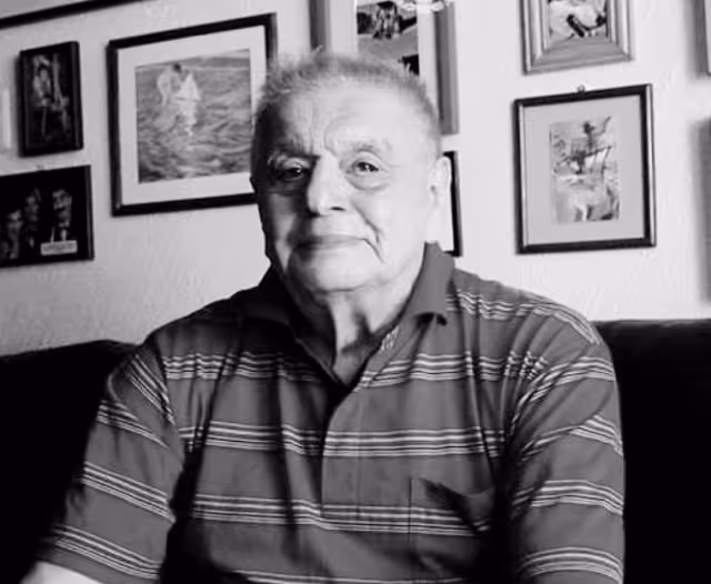 El escritor Gerardo de la Torre también fue un destacado guionista de televisión. Foto: Secretaría de Cultura