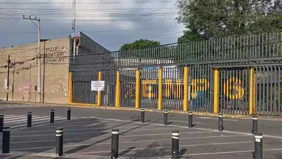 La Prepa 6 tuvo que ser desalojada por la amenaza.