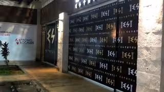 Catearon dos bares de Cancún por posible trata de personas y narcomenudeo