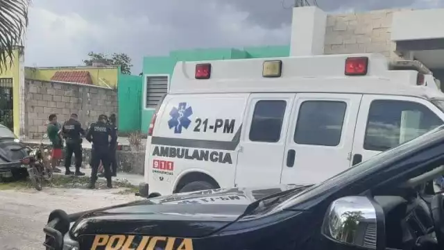 Paramédicos intentaron reanimar a la persona con RCP, antes de trasladarlo a la clínica