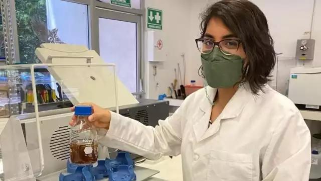 Karla Azcorra May es estudiante de doctorado en Energía renovable del Centro de Investigación Científica de Yucatán A. C.