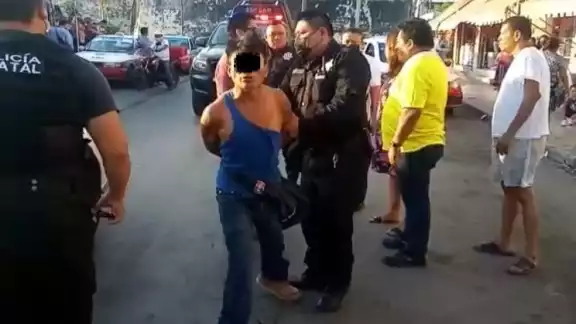 Ciudadanos ya no le temen a los ladrones, ellos mismos se coordinan para darles un escarmiento y vigilar sus colonias Ciudadanos ya no le temen a los ladrones, ellos mismos se coordinan para darles un escarmiento y vigilar sus colonias