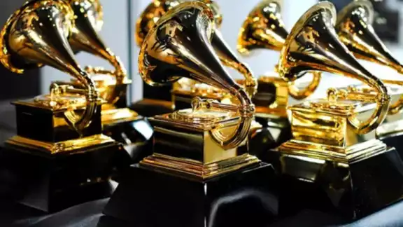 La Academia de Grabación anuncia las nominaciones a los premios del 2023 para reconocer lo mejor de la música.